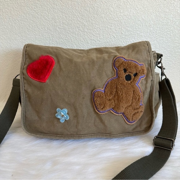 ThinkGeek Officially Licensed Firefly Kaylee Frye Crossbody Bag - Picture 3 of 14